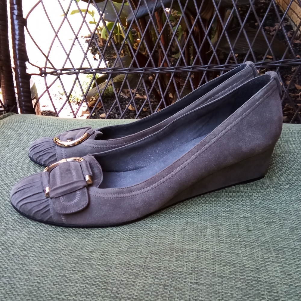 Stuart Weitzman Gray Suede Wedge Heel Shoe with Buckle Detail.